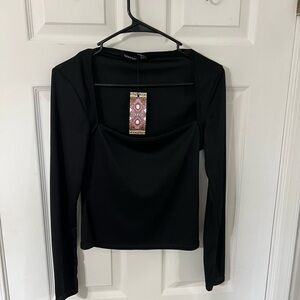 Boohoo Black Fitted Bodysuit with Long Sleeves
